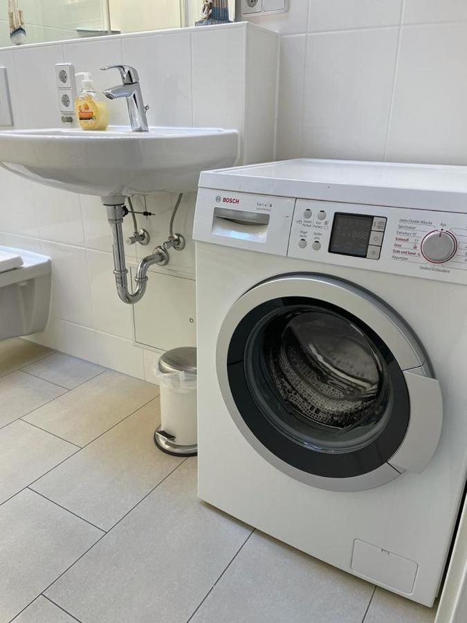 Ferienwohnung Im Stadtzentrum Von Bernau - Komfortable Wohnung Mit 2 Zimmern, Bad, Spuelmaschine, Waschmaschine, Komplette Kueche, Wlan, Terrasse, Ruhige Lage Bernau bei Berlin Eksteriør billede